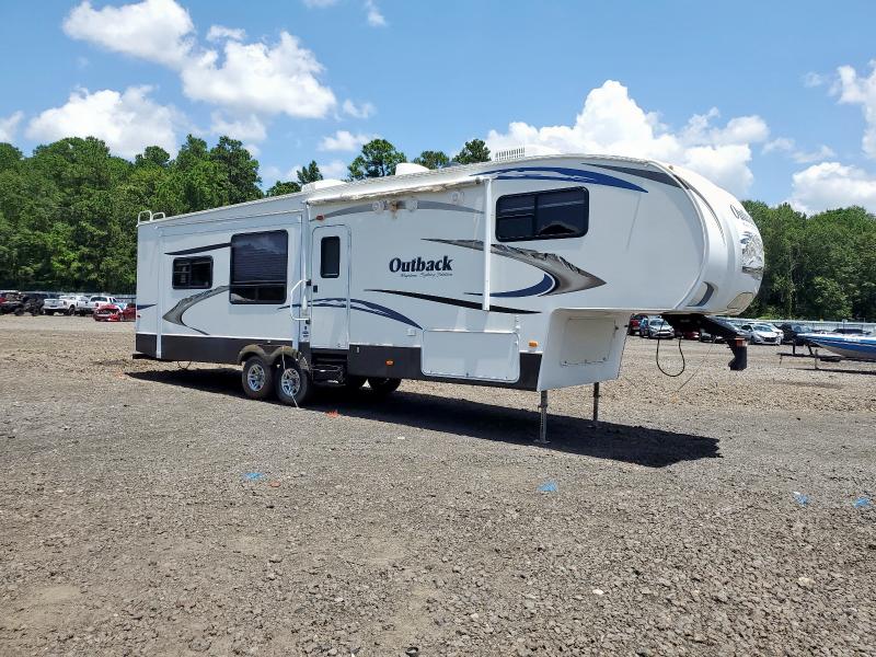 4YDF32523BF630096 - 2011 OUTB TRAVEL TRL TWO TONE photo 1