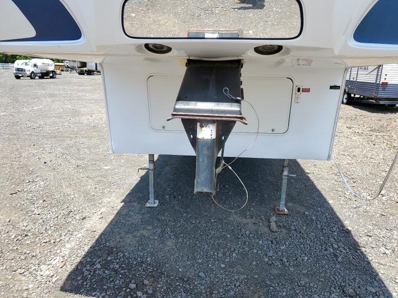 4YDF32523BF630096 - 2011 OUTB TRAVEL TRL TWO TONE photo 7