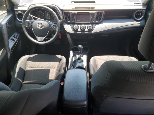 JTMBFREV8JJ727897 - 2018 TOYOTA RAV4 LE Czarny zdjęcie 8