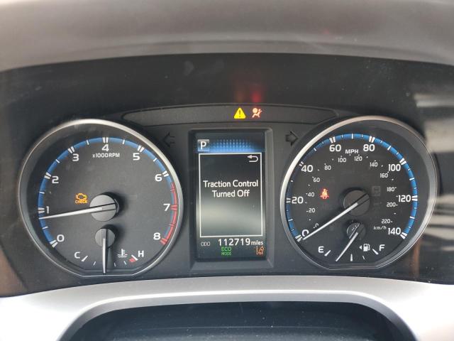 JTMBFREV8JJ727897 - 2018 TOYOTA RAV4 LE Czarny zdjęcie 9