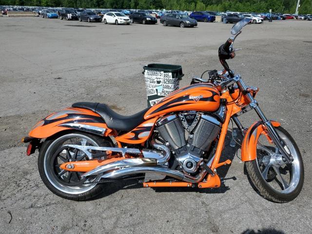 5VPXB36N6D3026041 - 2013 VICTORY MOTORCYCLES JACKPOT Оранжевый фото 1