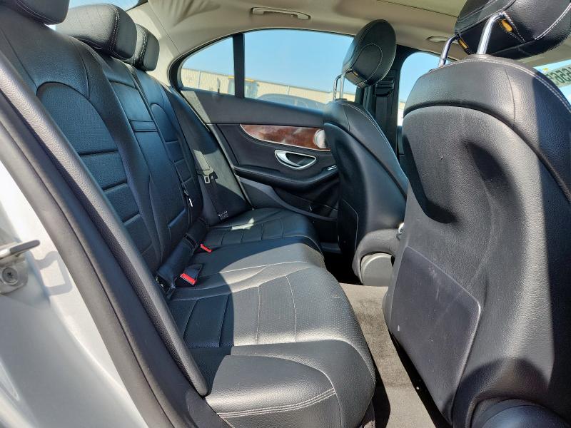 55SWF4KB7FU003341 - 2015 MERCEDES-BENZ C 300 4MATIC SILVER photo 10
