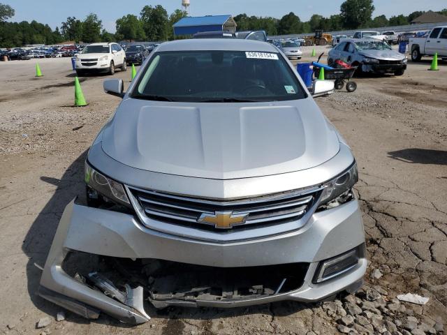 2G1105SA9J9163320 - 2018 CHEVROLET IMPALA LT Silber Foto 5