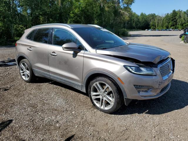 5LMCJ3D98KUL04752 - 2019 LINCOLN MKC RESERVE BEIGE photo 4