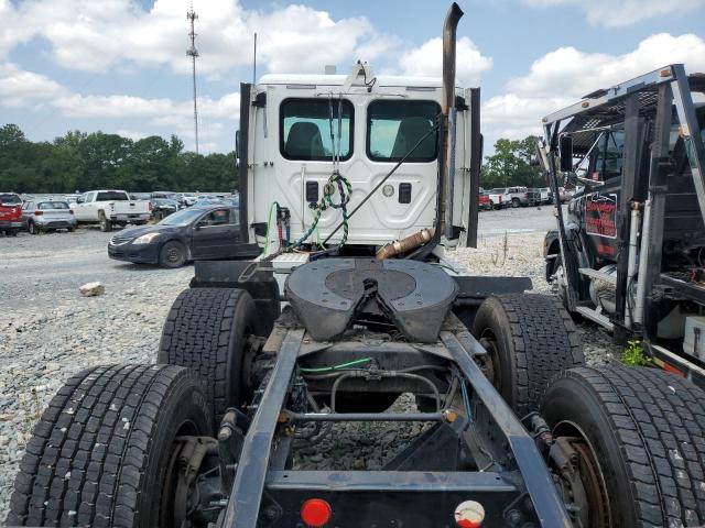 1FUGGEDV2GLHB3950 - 2016 FREIGHTLINER CASCADIA 1 白色 照片 6