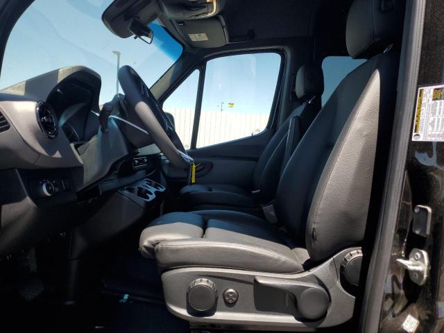 W1Z4NGHY9RT19278 - 2024 MERCEDES-BENZ SPRINTER 2500 黑色 照片 7