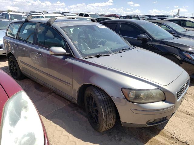 YV1MJ682152074234 - 2005 VOLVO V50 T5 SILVER photo 4