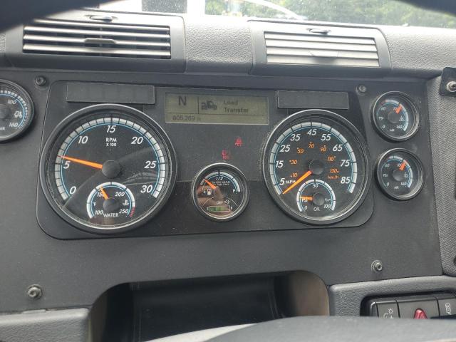 1FUGGEDV6JLHB4056 - 2018 FREIGHTLINER CASCADIA 1 თეთრი ფოტო 8