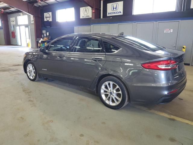 3FA6P0LUXKR117727 - 2019 FORD FUSION SE GRAY photo 2