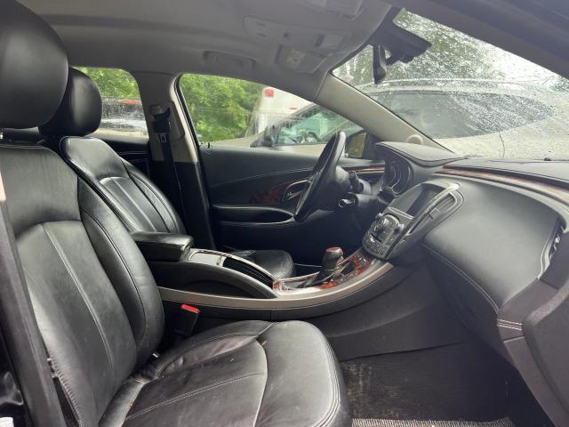 1G4GD5ERXCF340311 - 2012 BUICK LACROSSE PREMIUM BLACK photo 5