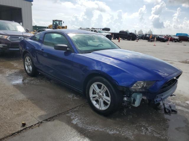 1ZVBP8AM8D5275786 - 2013 FORD MUSTANG BLUE photo 4