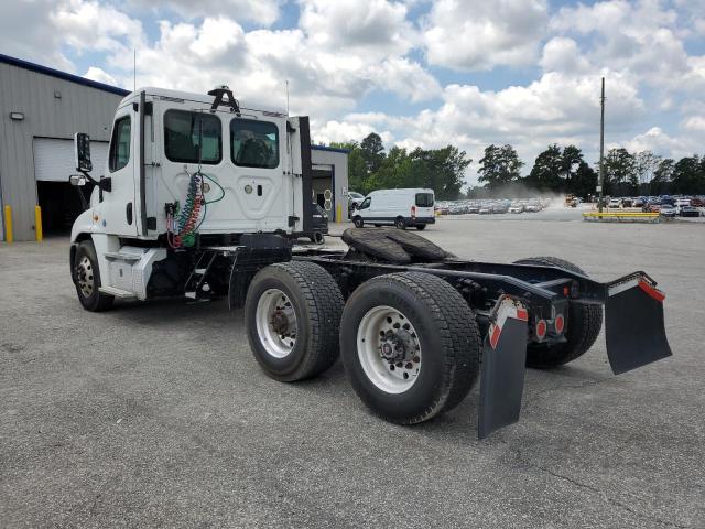 1FUGGEDV7JLHB4065 - 2018 FREIGHTLINER CASCADIA 1 WHITE photo 3