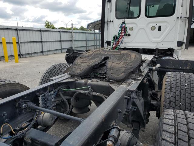 1FUGGEDV7JLHB4065 - 2018 FREIGHTLINER CASCADIA 1 WHITE photo 6