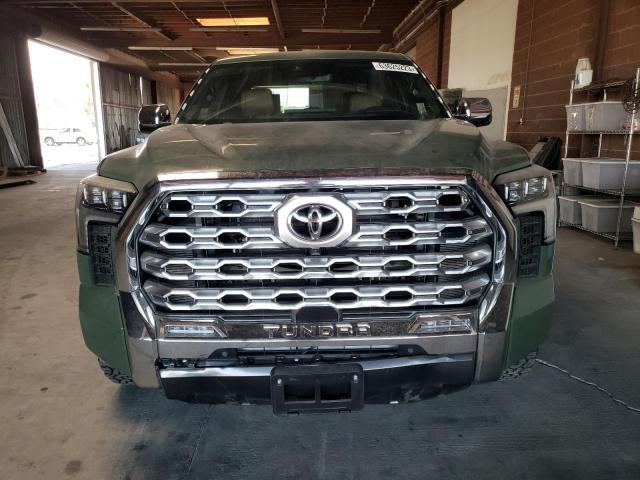 5TFMA5BC0NX002297 - 2022 TOYOTA TUNDRA CREWMAX PLATINUM Grün Foto 5