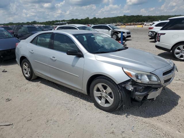1G11B5SA6DF130877 - 2013 CHEVROLET MALIBU LS Silber Foto 4