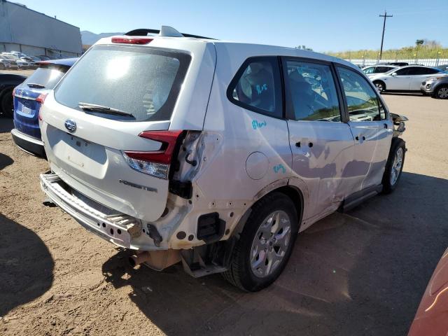 JF2SKACC3KH433929 - 2019 SUBARU FORESTER WHITE photo 3