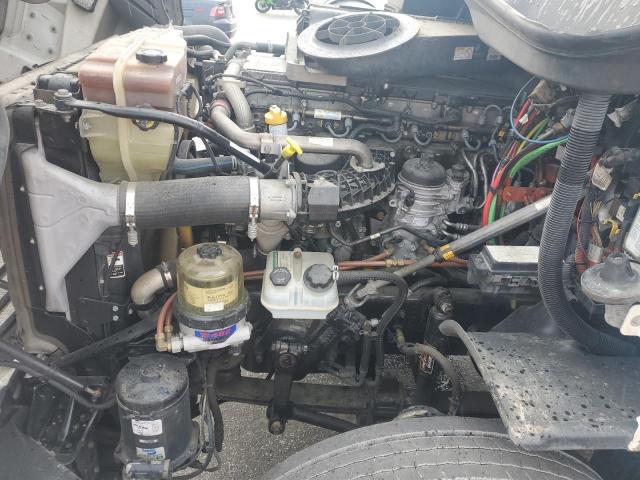 1FUGGEDV2JLHB4068 - 2018 FREIGHTLINER CASCADIA 1 Biały zdjęcie 7