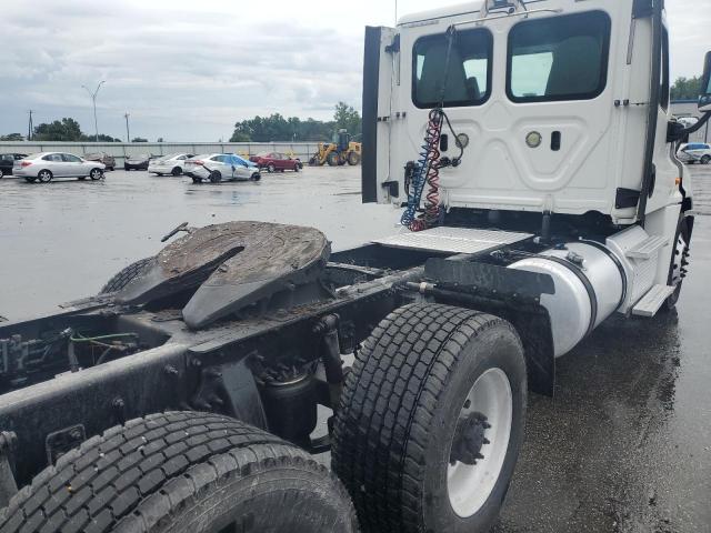 1FUGGEDV6KLHB4155 - 2019 FREIGHTLINER CASCADIA 1 WHITE photo 6