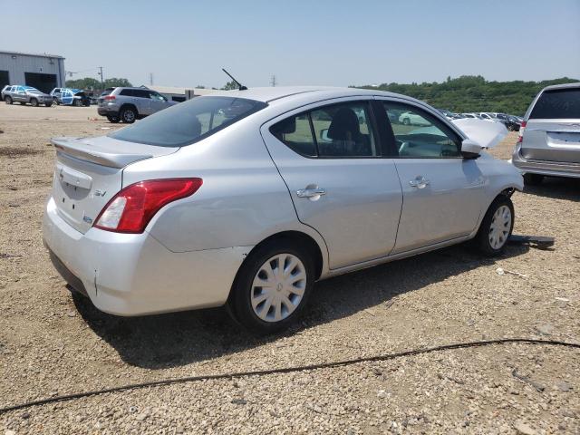 3N1CN7AP1GL841229 - 2016 NISSAN VERSA S SILVER photo 3