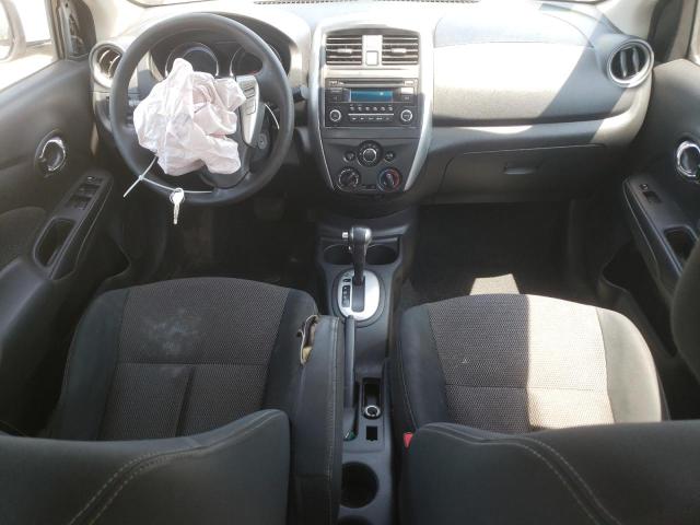 3N1CN7AP1GL841229 - 2016 NISSAN VERSA S SILVER photo 8