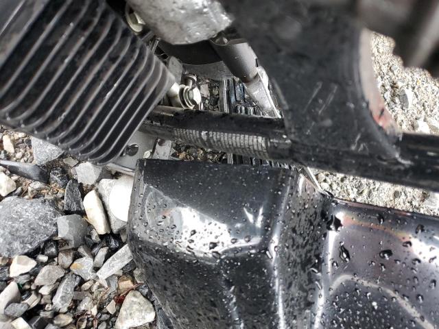 1HD1FCW113Y633437 - 2003 HARLEY-DAVIDSON FLHTCUI 黑色 照片 8