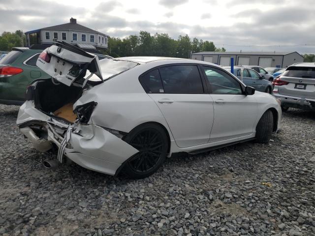 1HGCR2F54HA290008 - 2017 HONDA ACCORD SPORT Ақ фото 3