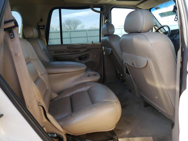 5LMFU28A5YLJ43780 - 2000 LINCOLN NAVIGATOR 白色 照片 11