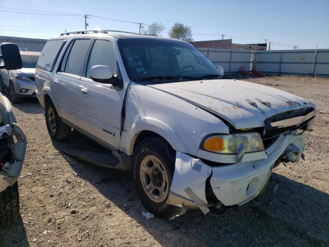 5LMFU28A5YLJ43780 - 2000 LINCOLN NAVIGATOR 白色 照片 4