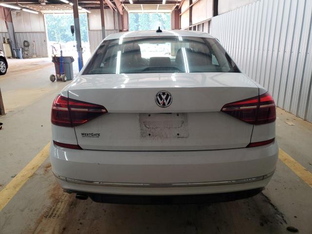 1VWDT7A39HC046864 - 2017 VOLKSWAGEN PASSAT R-LINE Weiß Foto 6