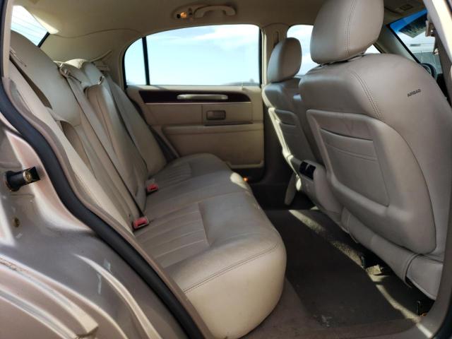 1LNHM81W53Y699894 - 2003 LINCOLN TOWN CAR EXECUTIVE BEIGE photo 10