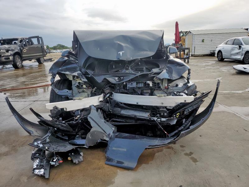 5YJ3E1EA3SF968586 - 2025 TESLA MODEL 3 GRAY photo 5