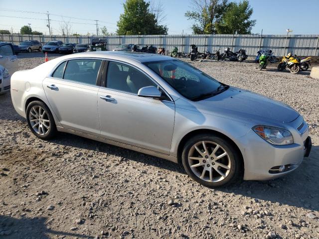 1G1ZE5E08CF179719 - 2012 CHEVROLET MALIBU LTZ ვერცხლისფერი ფოტო 4