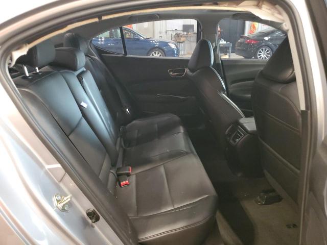 19UUB1F59JA000211 - 2018 ACURA TLX TECH SILVER photo 10