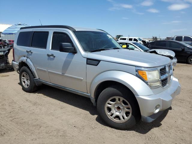 1D4PT2GK9BW527045 - 2011 DODGE NITRO SE SILVER photo 4