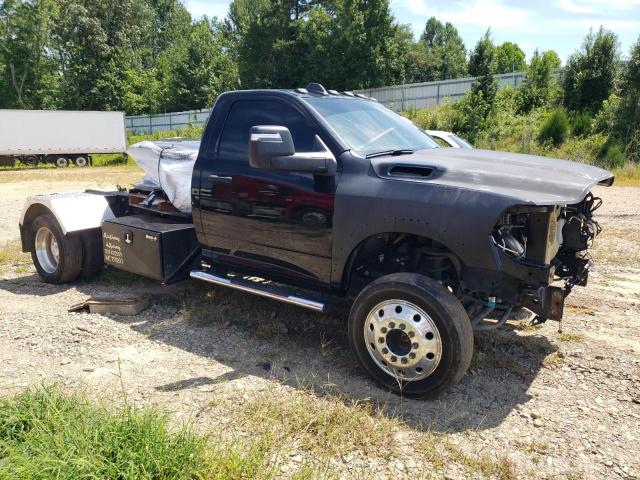 3C7WRNBL3RG107396 - 2024 RAM 5500 Schwarz Foto 4