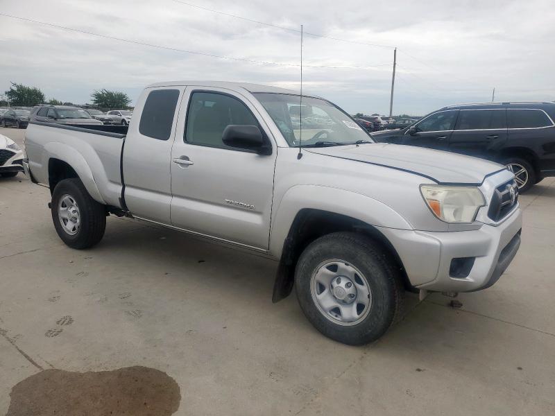 5TFTX4GN8DX017000 - 2013 TOYOTA TACOMA PRERUNNER ACCESS CAB SILVER photo 4