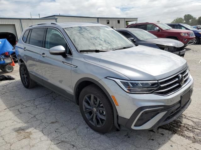 3VVMB7AX6RM092808 - 2024 VOLKSWAGEN TIGUAN SE Күміс фото 4