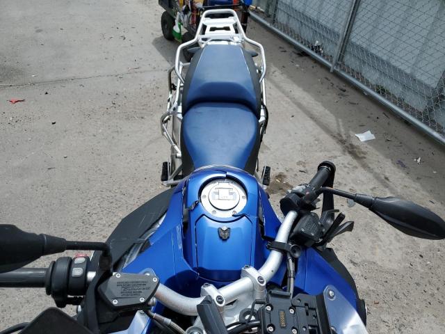 WB10A1201EZ095927 - 2014 BMW R1200 GS ADVENTURE BLUE photo 5