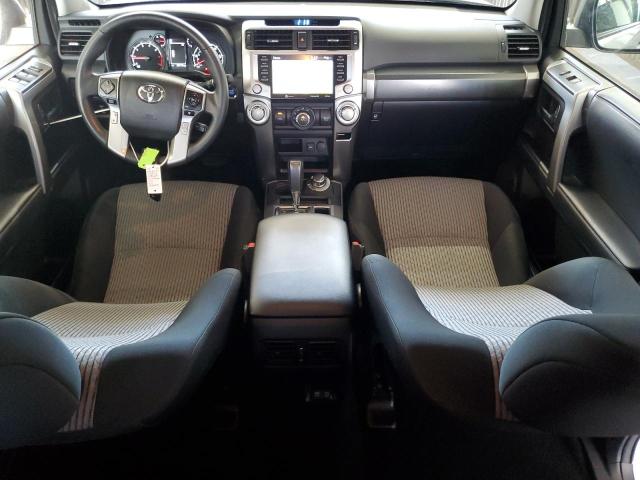 JTEMU5JR9N6032106 - 2022 TOYOTA 4RUNNER SR5/SR5 PREMIUM 银色 照片 8