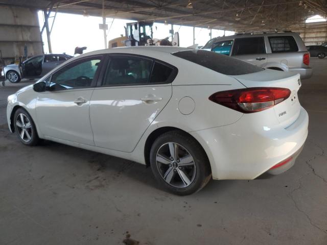 3KPFK4A78HE037128 - 2017 KIA FORTE LX WHITE photo 2