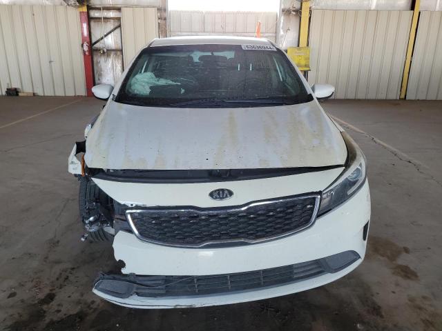 3KPFK4A78HE037128 - 2017 KIA FORTE LX WHITE photo 5