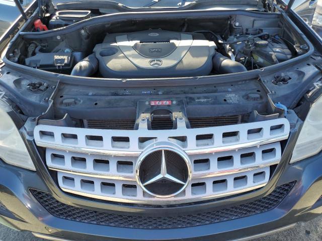 4JGBB8GB8BA744379 - 2011 MERCEDES-BENZ ML 350 4MATIC GRAY photo 12