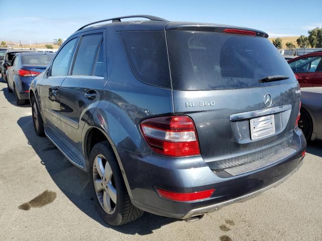 4JGBB8GB8BA744379 - 2011 MERCEDES-BENZ ML 350 4MATIC GRAY photo 2