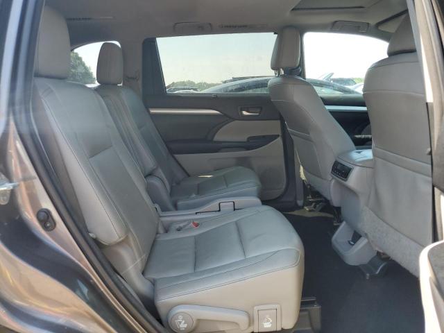 5TDJKRFH3GS281931 - 2016 TOYOTA HIGHLANDER XLE CHARCOAL photo 10