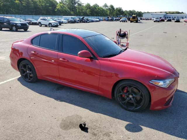 ZARFAEEN7J7597946 - 2018 ALFA ROMEO GIULIA TI Q4 RED photo 4