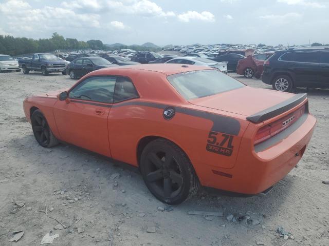 2B3LJ54T09H509561 - 2009 DODGE CHALLENGER R/T ORANGE photo 2