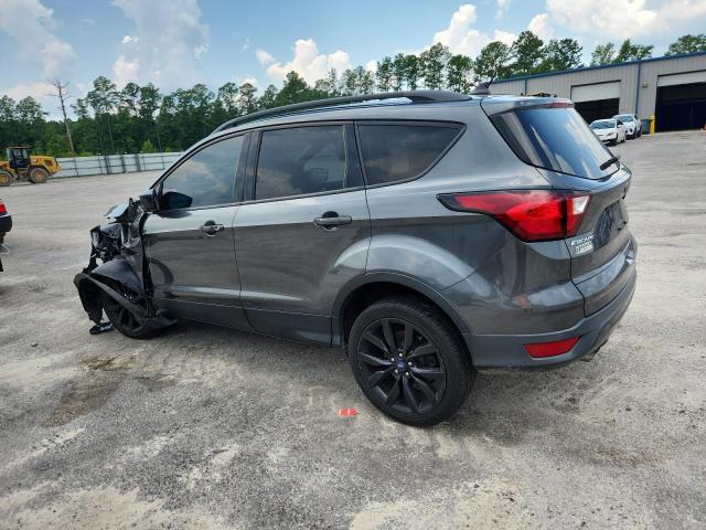 1FMCU0GD7KUB09993 - 2019 FORD ESCAPE SE ნაცრისფერი ფოტო 2