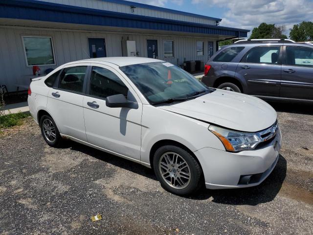 1FAHP3FN7BW112657 - 2011 FORD FOCUS SE WHITE photo 4