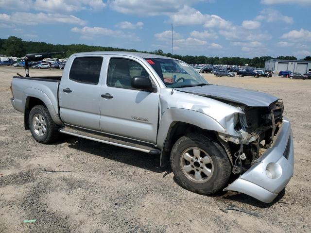 3TMJU62N26M022785 - 2006 TOYOTA TACOMA DOUBLE CAB PRERUNNER SILVER photo 4