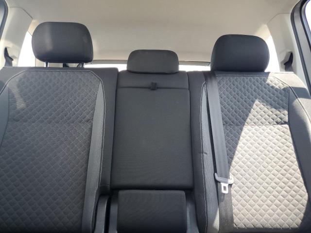3VV1B7AX0MM091083 - 2021 VOLKSWAGEN TIGUAN S SILVER photo 10